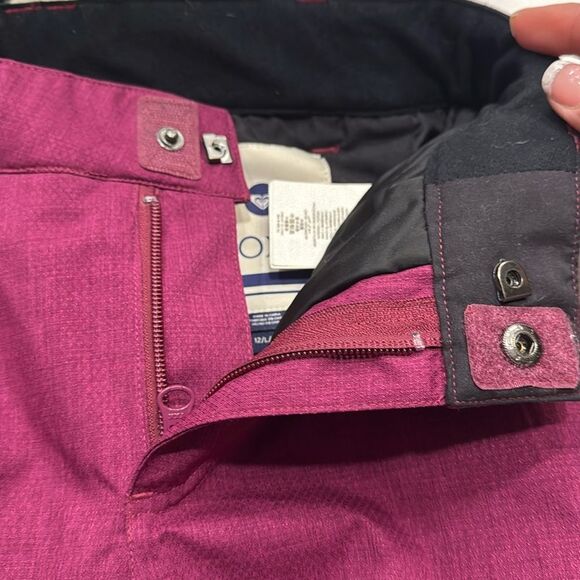 Roxy Kids Casual Bottoms in Burgundy - Picture 4 of 16